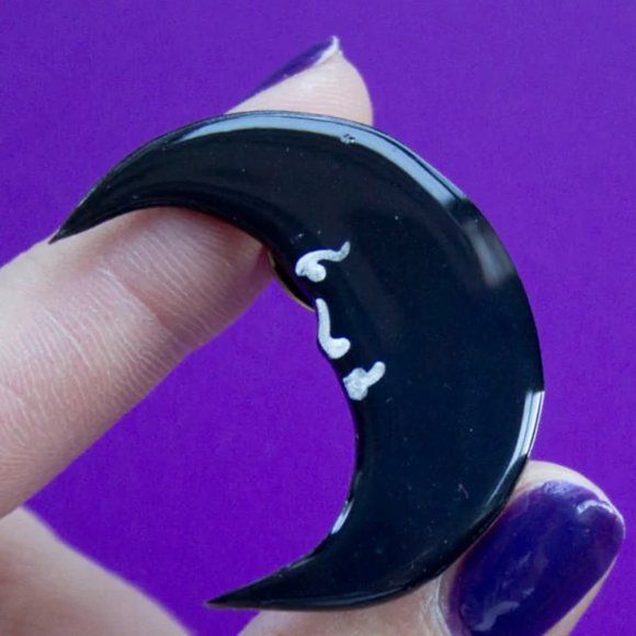 Crescent Moon Brooch / Pin - Hand-Painted - Picture 8 of 8